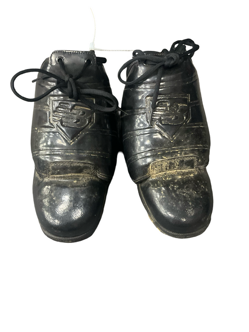 Vist Large View of Product Image Which is Used New Balance Umpire Accessories