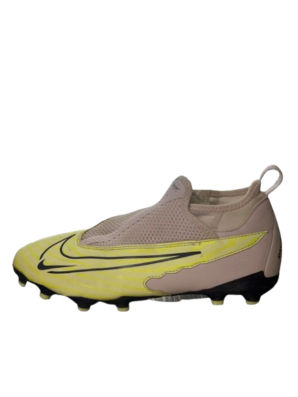 Vist Large View of Product Image Which is Used Nike Soccer Cleats Yellow And Grey Senior 6