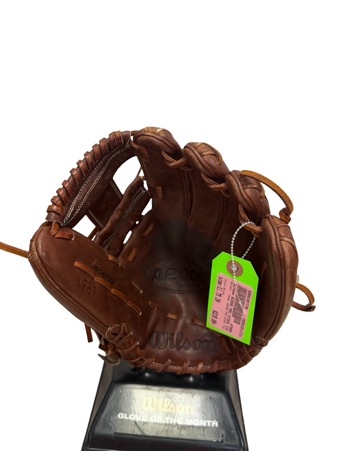 Vist Large View of Product Image Which is Used Wilson A2000 PRO STOCK 1787 Baseball Glove RH Throw Brown 11 3/4" - Excellent