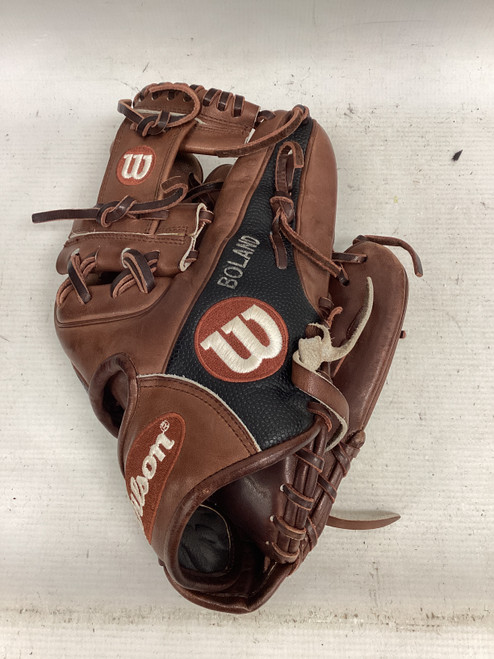 Vist Large View of Product Image Which is Used Wilson A200 1786 PRO STOCK BB/SB Glove RH Throw Chocolate 11 1/2"
