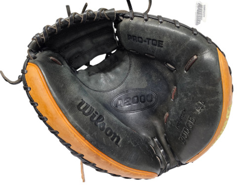 Vist Large View of Product Image Which is Used Wilson A2000 Pudge Catch Glove RH Throw 32 1/2"