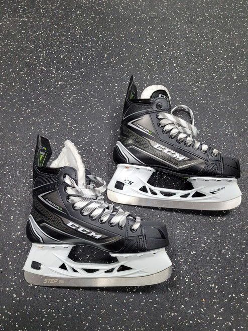 Vist Large View of Product Image Which is Used CCM RIBCORE Senior Hockey Skate Senior 6