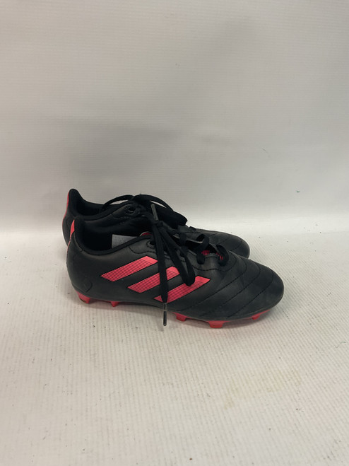 Vist Large View of Product Image Which is Used Adidas Soccer Cleats Black Junior 01