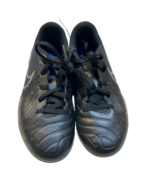 Vist Large View of Product Image Which is Used Nike Soccer Indoor Shoes Black Junior 04