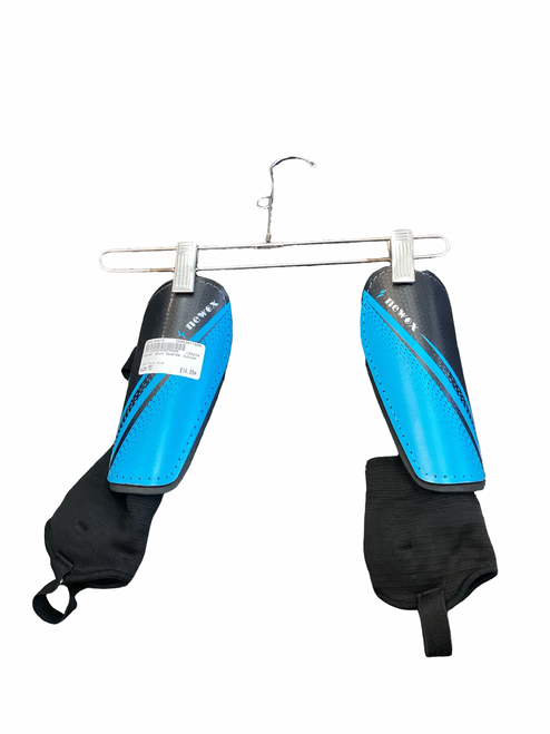 Vist Large View of Product Image Which is Used Soccer Shin Guards Junior Royal Blue MD