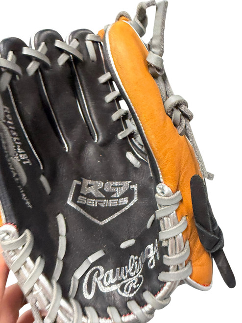 Vist Large View of Product Image Which is Used Rawlings R9 SERIES BB/SB Glove LH Throw None 11 1/2"