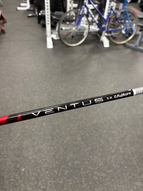 Vist Large View of Product Image Which is Used FUKIKURA VENTUS SHAFT Golf Accessory