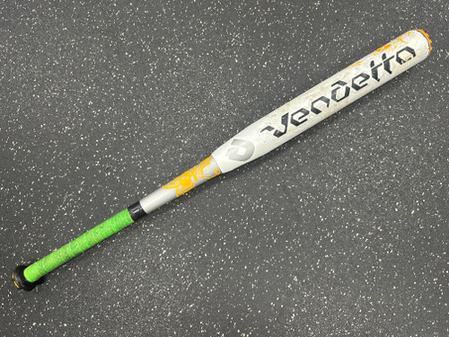 Vist Large View of Product Image Which is Used Demarini VENDETTA 2014 Fastpitch Bat 31/19 -12