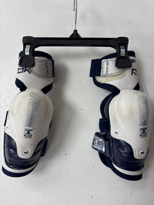 Vist Large View of Product Image Which is Used Reebok 3K Junior Elbow Pads XXS