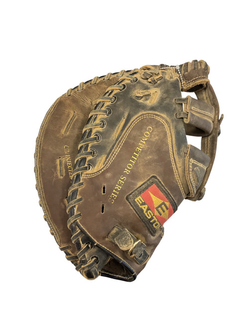 Vist Large View of Product Image Which is Used Easton CS BB/SB Catchers LH Throw Brown 33"