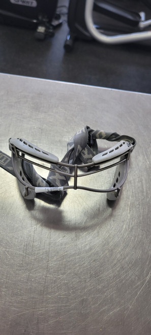 Vist Large View of Product Image Which is Used STX 4 SIGHT PLUS S Lacrosse Facial Protect None Senior