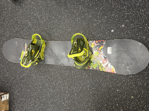 Vist Large View of Product Image Which is Used Burton BLUNT Mens Board/Bindings Black 147 cm