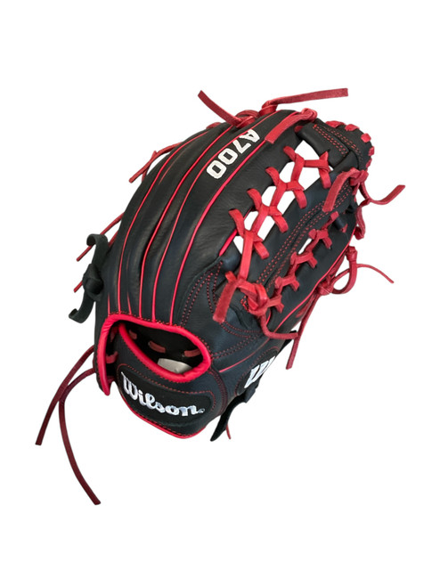 Vist Large View of Product Image Which is Used Wilson A700 BB/SB Glove RH Throw None 12"