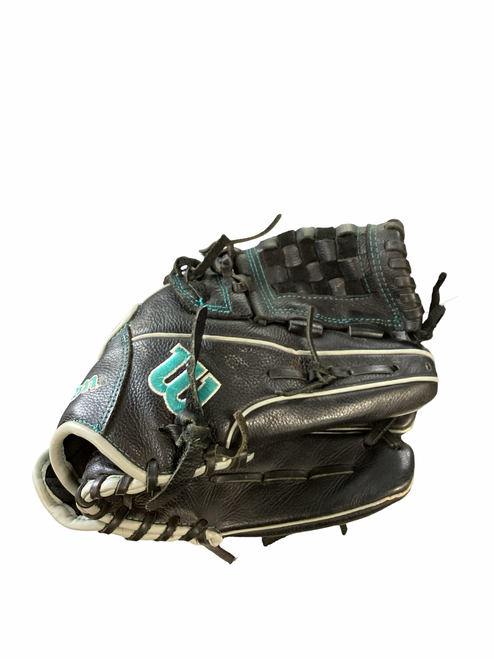 Vist Large View of Product Image Which is Used Wilson A500 12 RHT BB/SB Glove RH Throw Black 12"