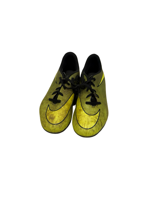 Vist Large View of Product Image Which is Used Nike Bravata II 844442-010 Soccer Cleats Green Junior 05