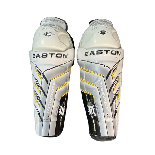 Vist Large View of Product Image Which is Used Easton SYNERGY Junior Shin Guards White 11"