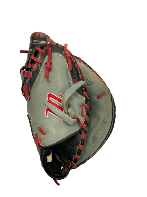 Vist Large View of Product Image Which is Used Marucci S TYPE CADDO CD3100Y BB/SB Catchers RH Throw Black 31"