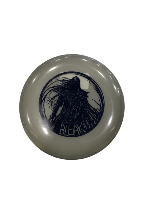 Vist Large View of Product Image Which is Used DOOMSDAY BLEAK Disc Golf Putter Grey