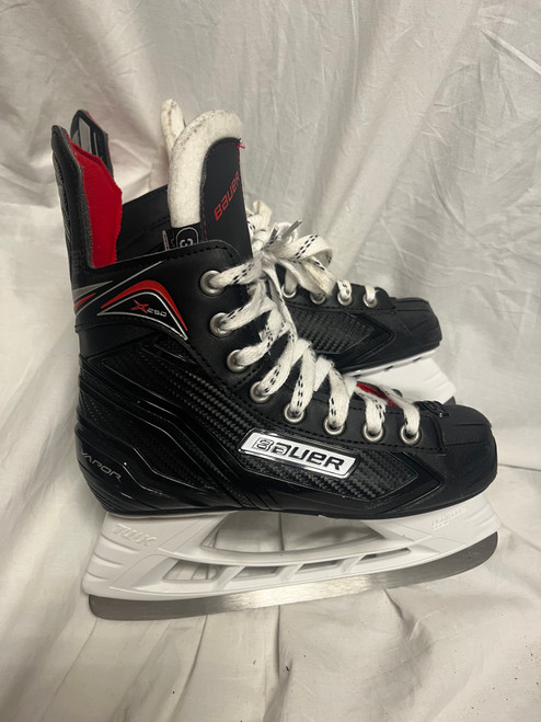 Vist Large View of Product Image Which is Used Bauer VAPOR X250 SKATES Junior Hockey Skate Junior 03