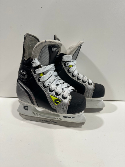 Vist Large View of Product Image Which is Used Graf SUPRA 301 Youth Hockey Skate Youth 08.0