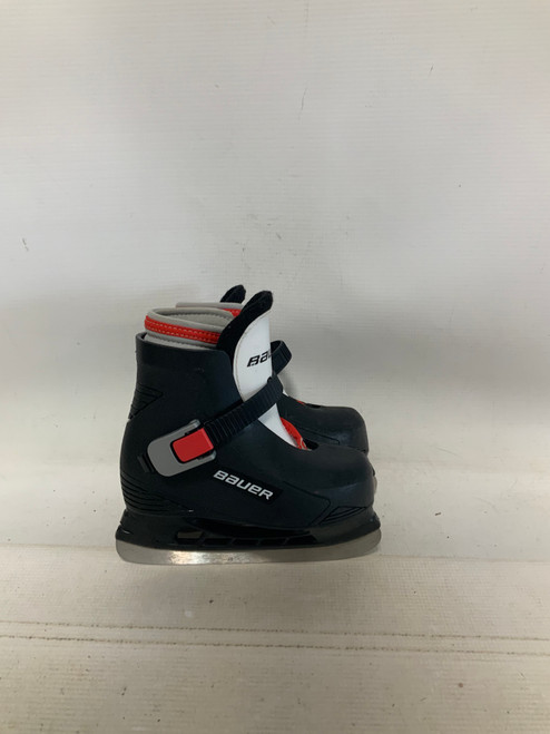 Vist Large View of Product Image Which is Used Bauer LIL CHAMP 8/9 Boys Softboot Skate Black Youth 06.0