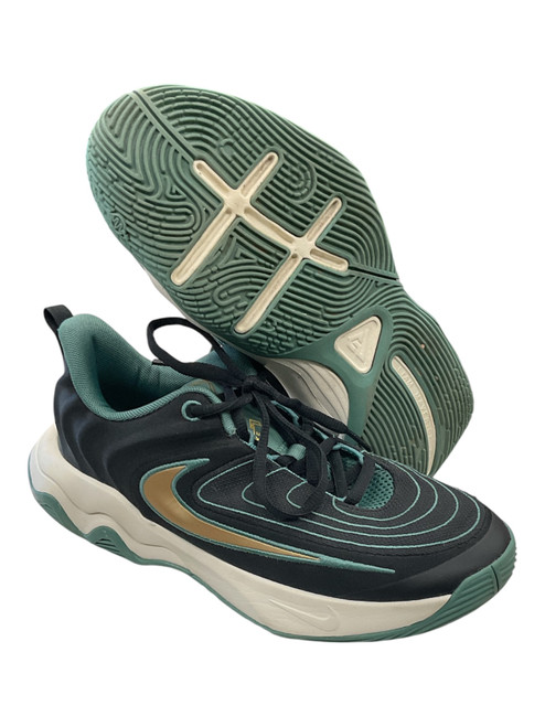 Vist Large View of Product Image Which is Used Nike Basketball Shoes Y Black Youth 06.0