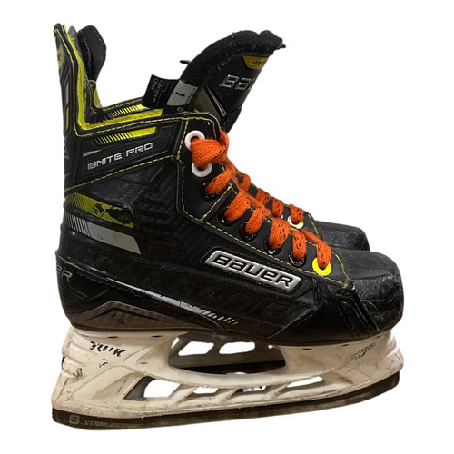 Vist Large View of Product Image Which is Used Bauer IGNITE PRO  SZ 1 Junior Hockey Skate Junior 01