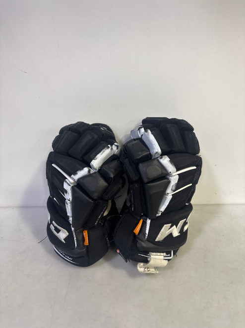 Vist Large View of Product Image Which is Used CCM FT1 Junior Gloves Black 12"