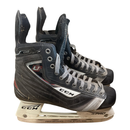 Vist Large View of Product Image Which is Used CCM U+ 06 Senior Hockey Skate Senior 8