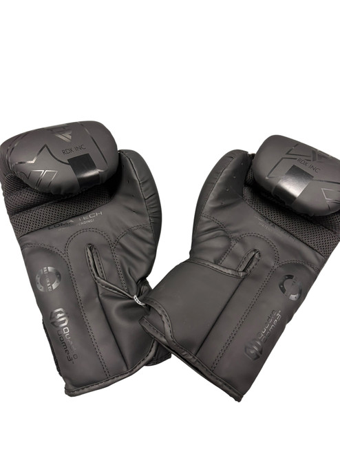 Vist Large View of Product Image Which is Used Boxing Gloves None Senior