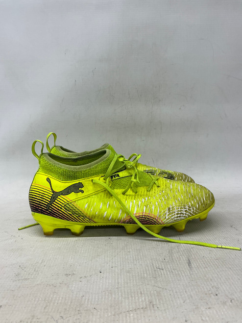 Vist Large View of Product Image Which is Used Puma Soccer Cleats Yellow Junior 04.5