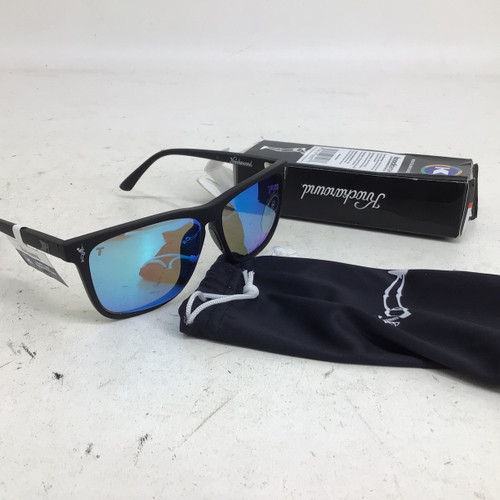 Vist Large View of Product Image Which is Used KNOCKAROUND FAST LANES TRUE BLK/MOONSHOT Outerwear Other A Teal Senior