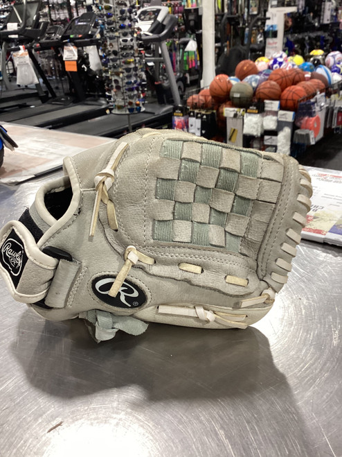Vist Large View of Product Image Which is Used Rawlings HIGHLIGHT BB/SB Glove RH Throw Grey 11"