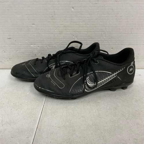 Vist Large View of Product Image Which is Used Nike MERCURIAL Soccer Cleats Black Youth 06.0