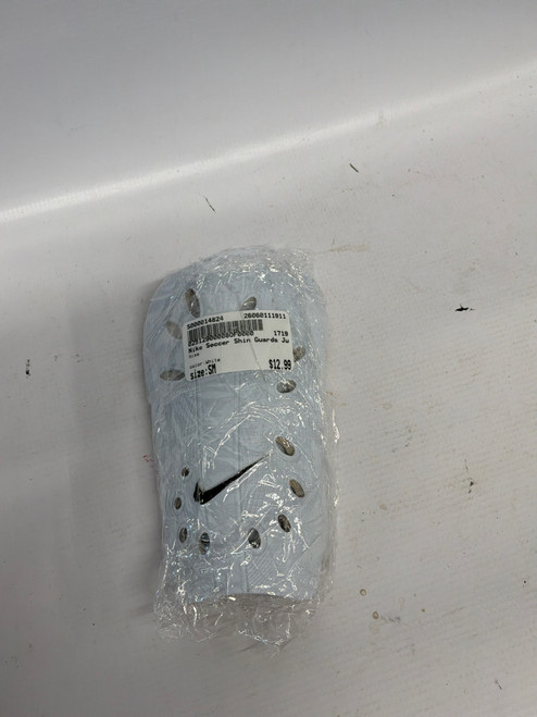 Vist Large View of Product Image Which is Used Nike Soccer Shin Guards Junior White SM