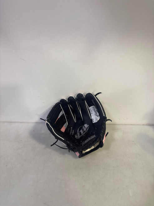 Vist Large View of Product Image Which is Used Franklin RTP BB/SB Glove RH Throw Black 9 1/2"