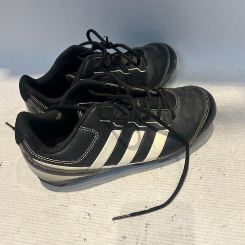 Vist Large View of Product Image Which is Used Adidas Soccer Cleats Black Junior 04