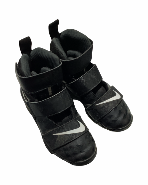 Vist Large View of Product Image Which is Used Nike CLEATS BB/SB Cleats Black Junior 01.5