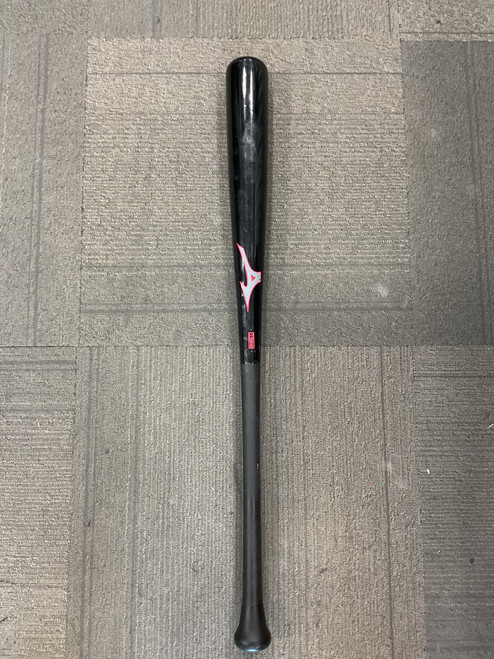 Vist Large View of Product Image Which is Used Mizuno MPL-CRBN BB/SB Wood Bat 33"