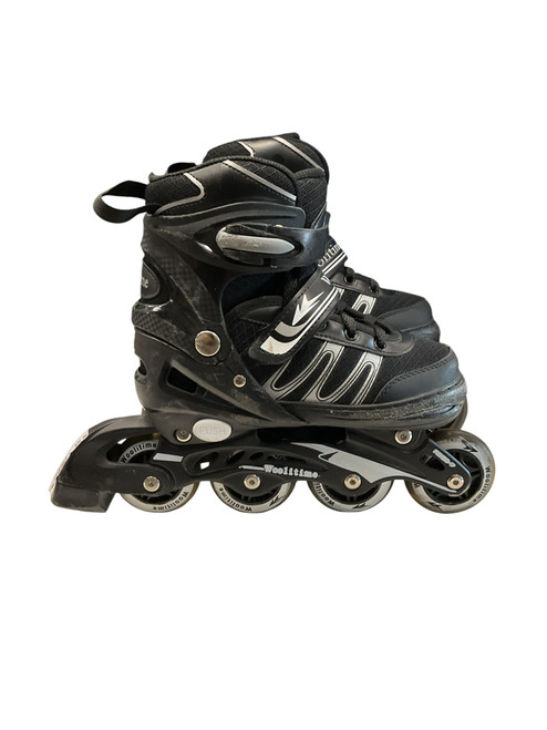 Vist Large View of Product Image Which is Used WOOLITIME ADJ 2-5 Junior Rec Fitness Skates Black Adjustable