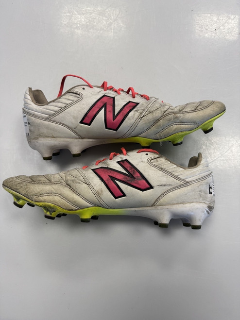 Vist Large View of Product Image Which is Used New Balance Soccer Cleats White Senior 12