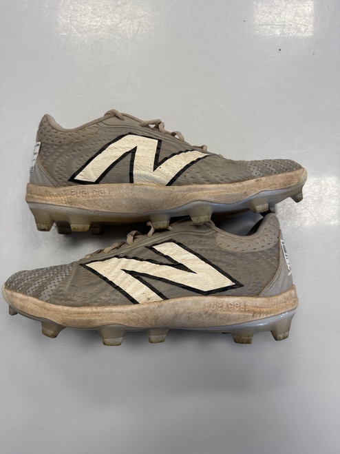 Vist Large View of Product Image Which is Used New Balance .CLEAT BB/SB Cleats Grey Senior 10.5