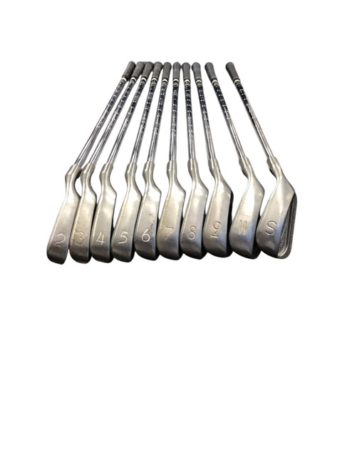Vist Large View of Product Image Which is Used Ping EYE 2 Mens Iron Set RH 3I-SW
