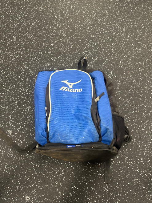 Vist Large View of Product Image Which is Used Mizuno BB/SB Player Backpack Royal Blue