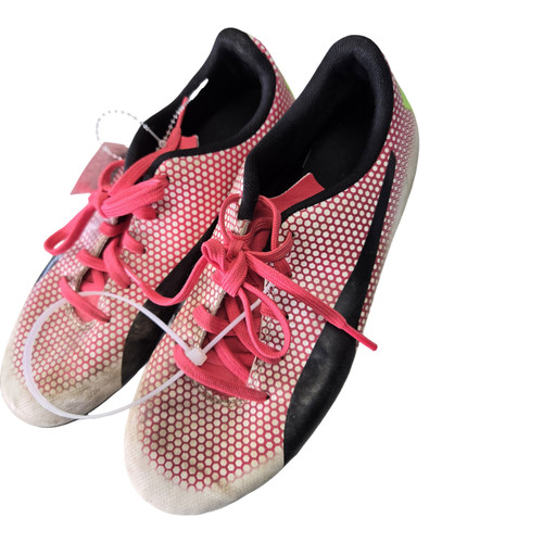 Vist Large View of Product Image Which is Used Puma SOCCER CLEATS SZ 4 Soccer Cleats Pink Junior 04