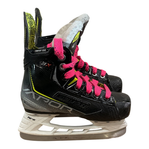Vist Large View of Product Image Which is Used Bauer VAPOR 3X Youth Hockey Skate Youth 11.0