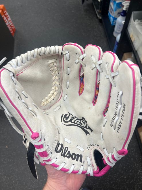 Vist Large View of Product Image Which is Used Wilson FLASH A04RF211 RH Throw Fastpitch Gloves White 11"