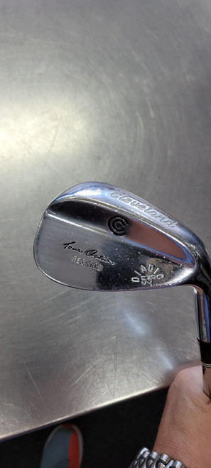 Vist Large View of Product Image Which is Used Cleveland 588 53 Golf Wedge Mens RH 54 Degree
