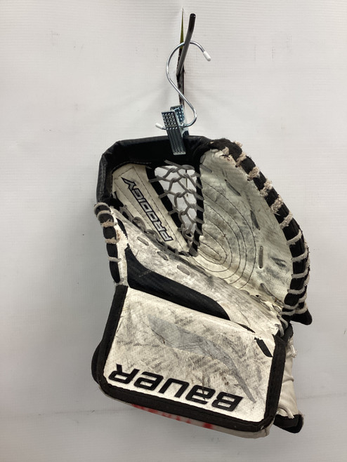 Vist Large View of Product Image Which is Used Bauer PRODIGY CATCHER Youth Goalie Catcher White