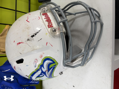 Vist Large View of Product Image Which is Used Riddell VICTOR 2023 YOUTH FB Helmet None SM